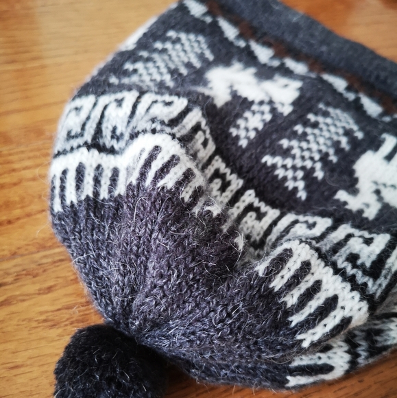 ✨2/20 Reversible Peruvian Alpaca Toque! - Picture 3 of 6